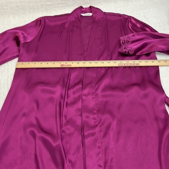 Delicates purple satin polyester robe with toe waist medium - Picture 7 of 9